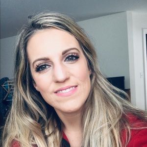 Meet your Posher, Tara